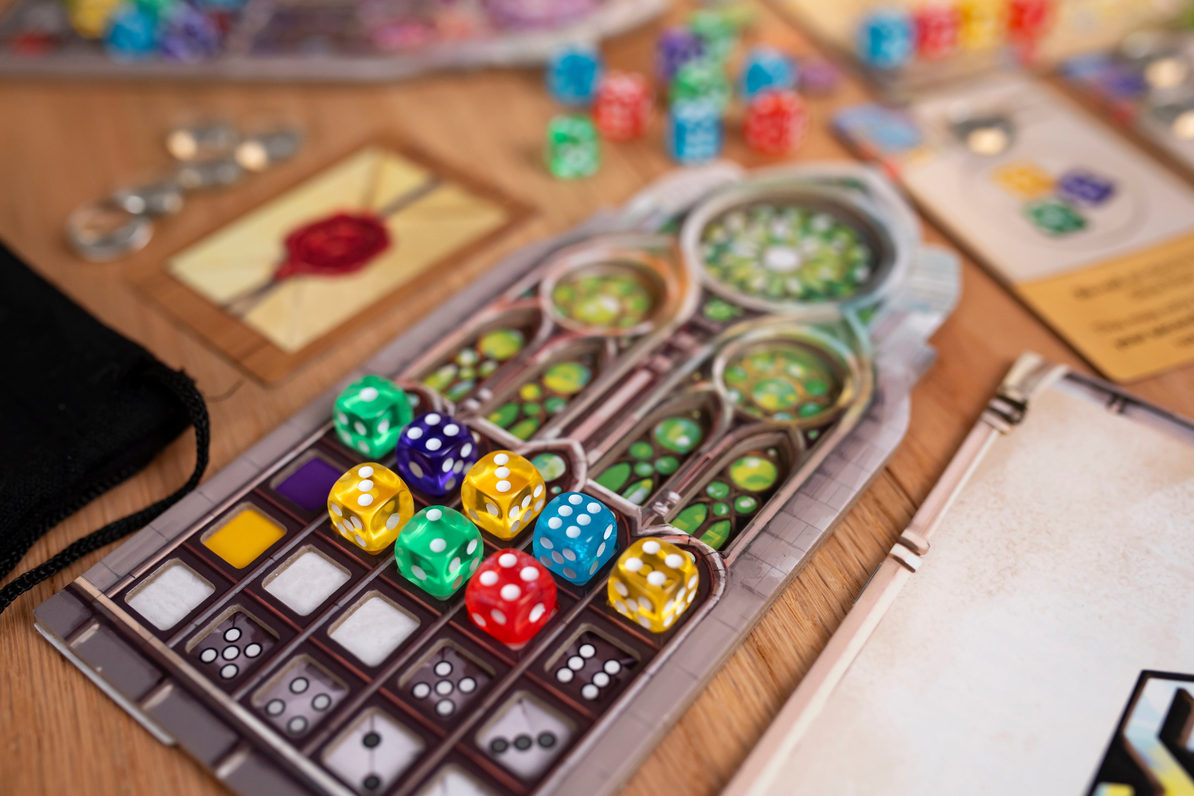 Sagrada - components