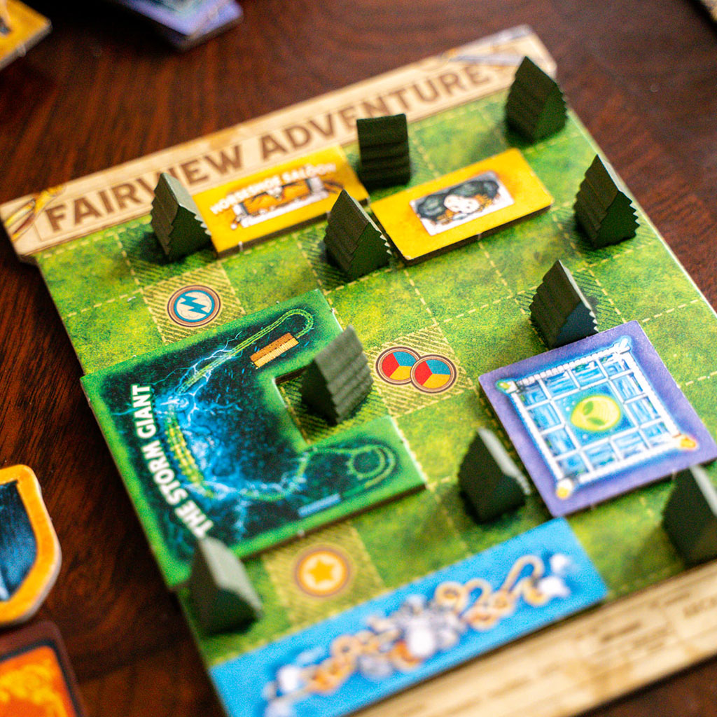 Player property board with polyomino attraction tiles