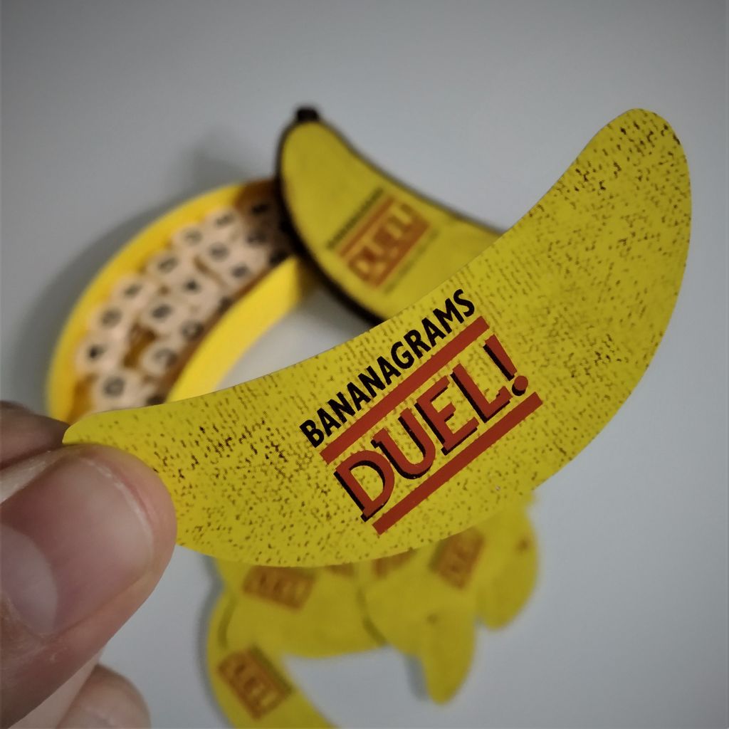 Bananagrams Duel banana card