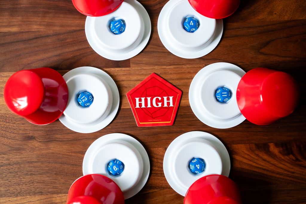 What the Cup cups and dice