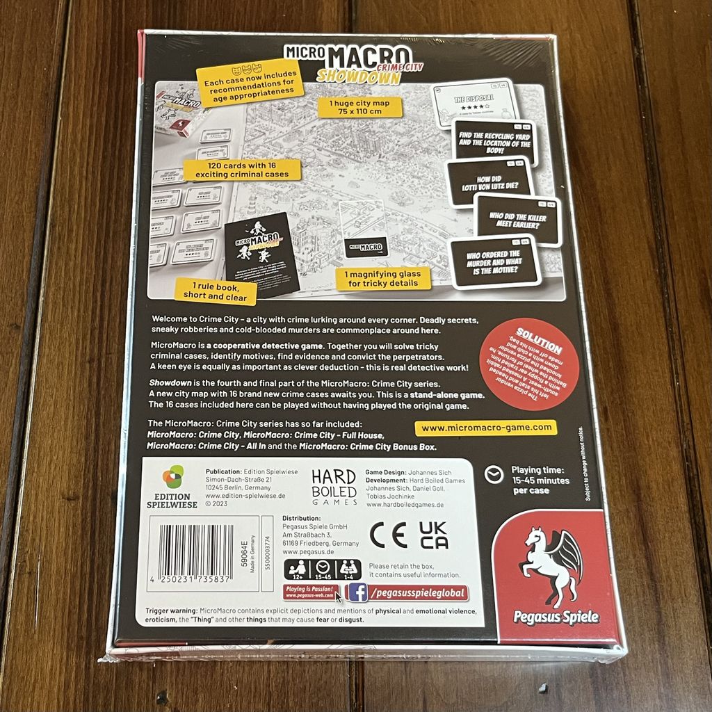 MicroMacro Crime City Showdown board game